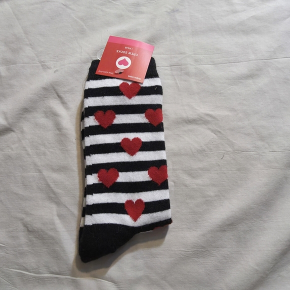 Black and White Striped Socks with Red Hearts Valentine Size 4-10 Unisex - Picture 2 of 2